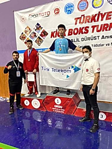 Türkiye Kick Boks Turnuvasında 3 Madalya gorseli