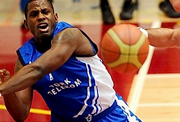 Ali Karadeniz (Michael Wright) hayatını kaybetti gorseli