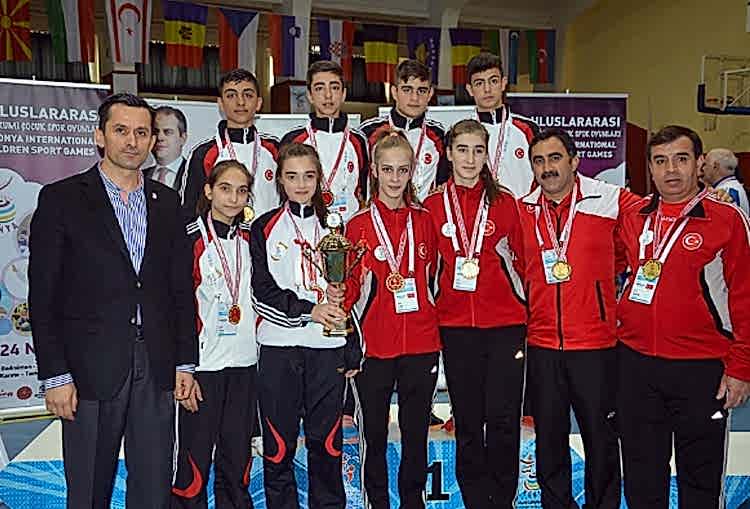 Türkiye Badminton Takımı Şampiyon Oldu gorseli