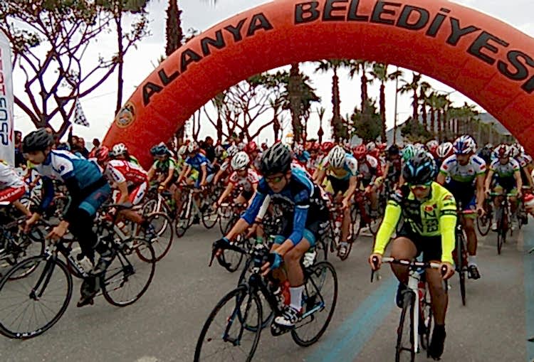 Mehmet Erken Türkiye üçüncüsü... gorseli