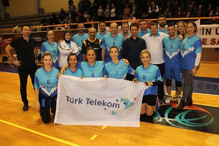 İzmir Bölge Müdürlüğü Şampiyon gorseli