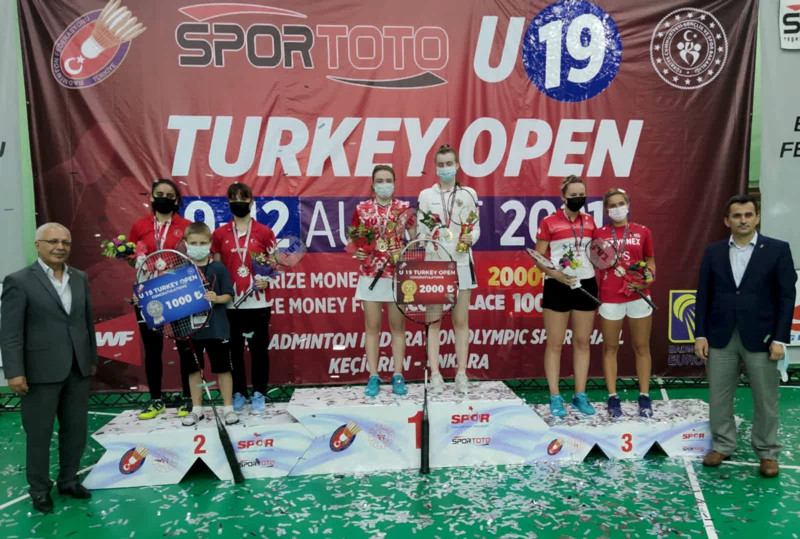 Badmintonculardan Turkey Open Uluslararası U19 Gençler Turnuvasında 2 Madalya  gorseli